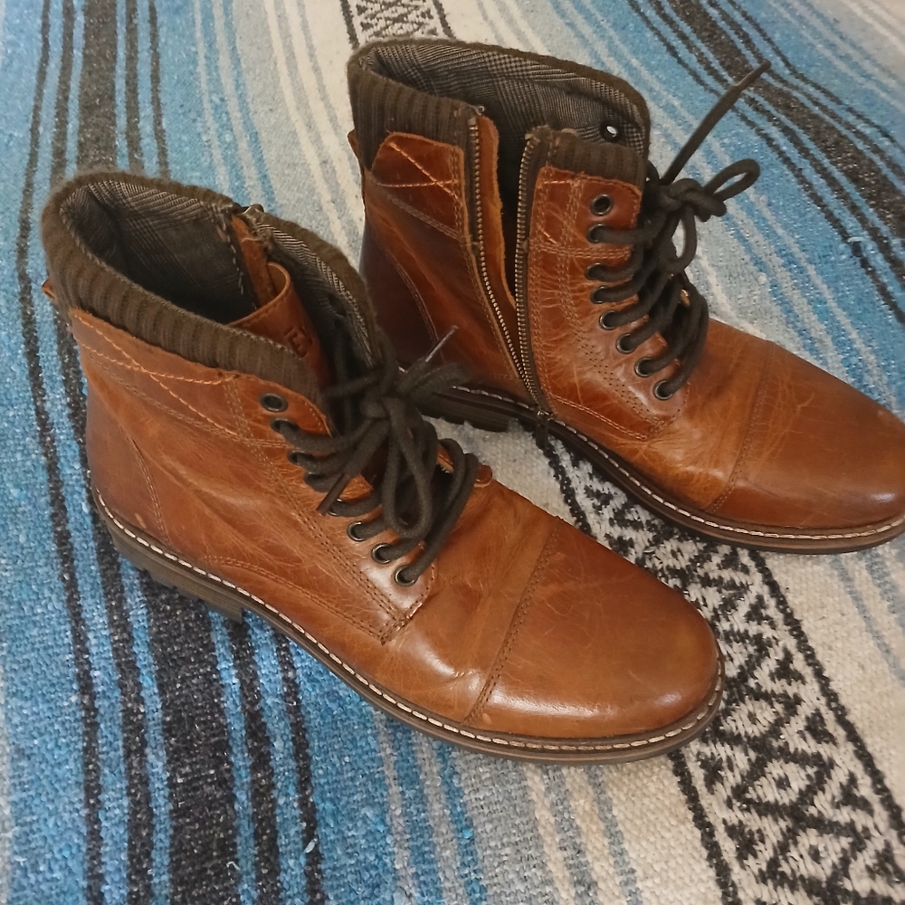 Crevo Plaid Lined Boots